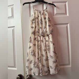 Francesca's Collections Cream Floral Dress